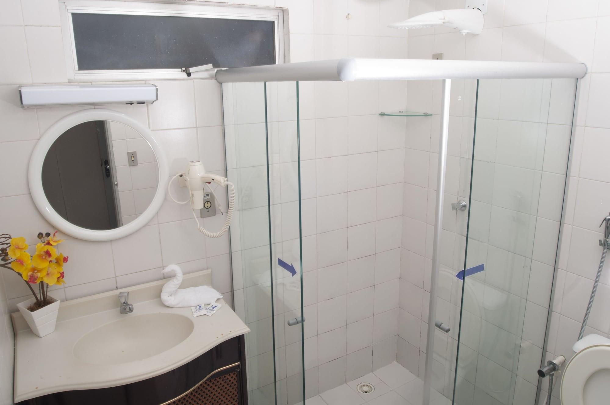 Jr Hotel 3*