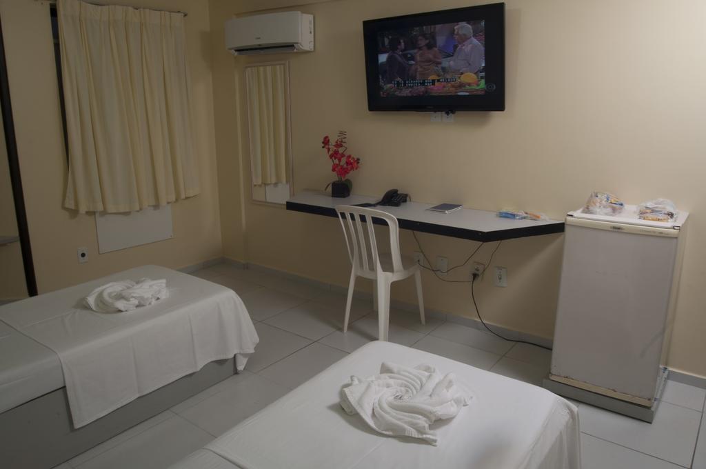 Hotel Jr